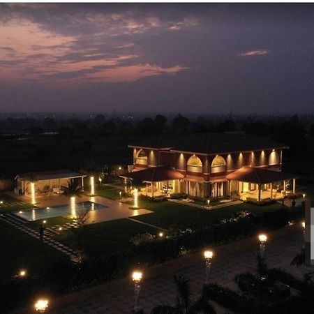 Redhomex Cove Castle Villa Hyderabad Exteriör bild