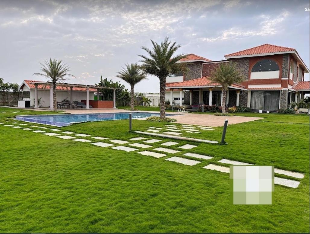 Redhomex Cove Castle Villa Hyderabad Exteriör bild